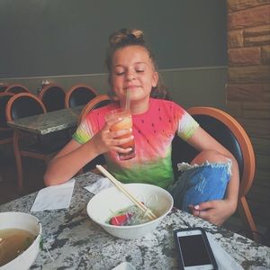 Meet your Posher, Becca